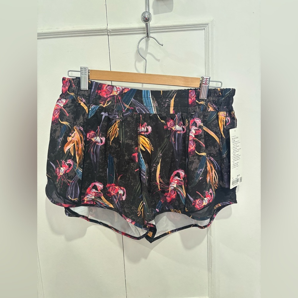 Lululemon Hotty Hot 4” 🖤🩷
